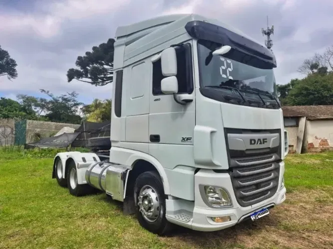 daf xf 480 ano 2022 trucado 6x2 baixo km com geladeira