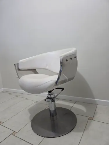 Cadeira ajustável de salão de beleza