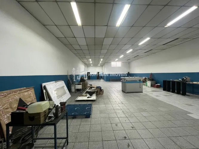 Prédio comercial para locação