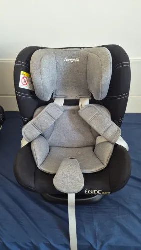 Cadeirinha para carro burigoto égide