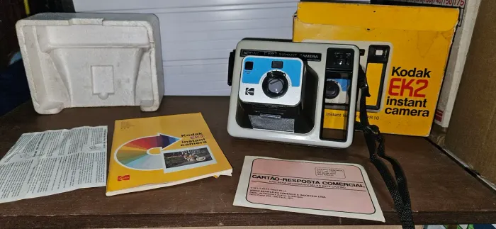 Câmera Antiga Kodak EK2 Anos 70 - Item de Colecionador / Cenografia