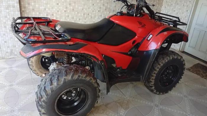 Quadriciclo semi novo