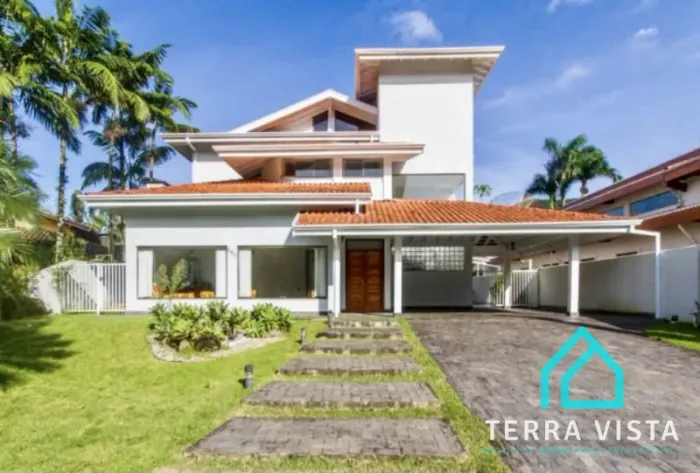 Casa com 4 suítes, área gourmet e piscina à Venda, 350 m² - Costa Verde Tabatinga - Caragu