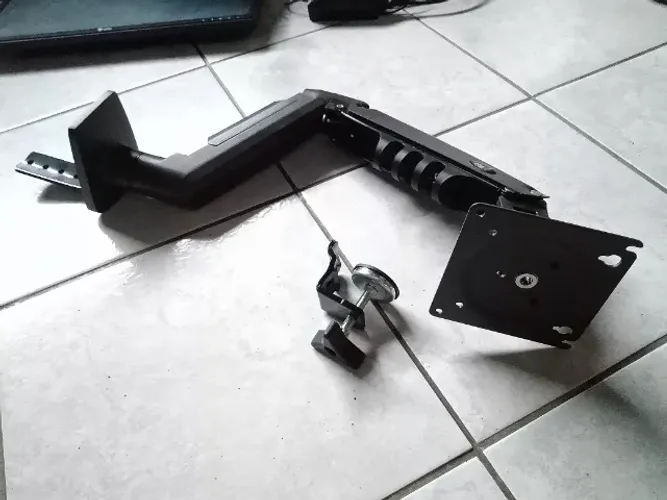 ELG Braco articulado Monitor