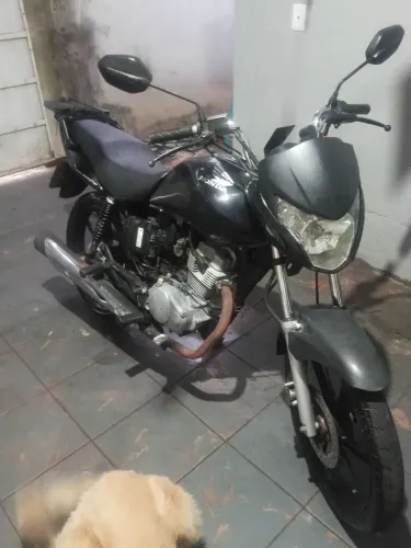 Titan 150