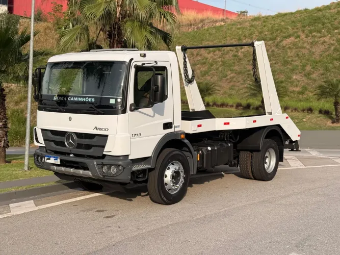 ATEGO 1719 POLI GUINDASTE ANO:2019