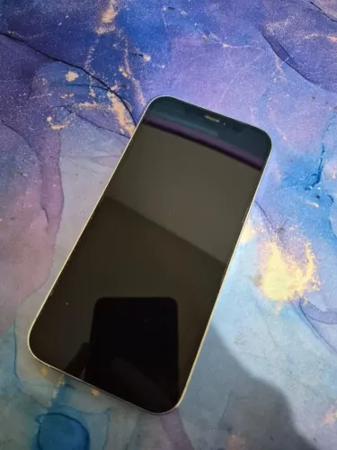 Iphone 12 Pro com Apple Watch