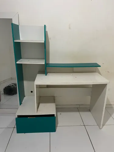 Móveis, Escrivaninha Para Vender Logo!!!