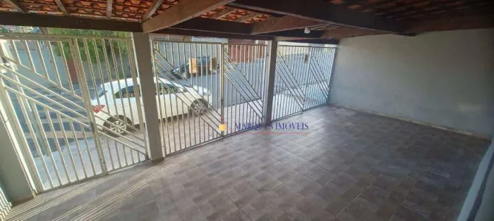 Casa com 2 dormitórios para alugar, 150 m² por R$ 2.600,00/mês - Santo Antônio - Louveira/