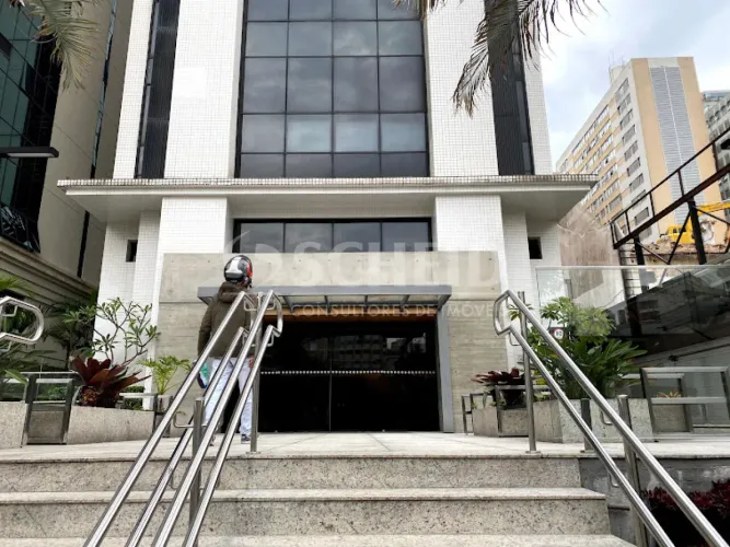 Excelente conjunto comercial com 129m² a 700M da Estação Mal. Deodoro