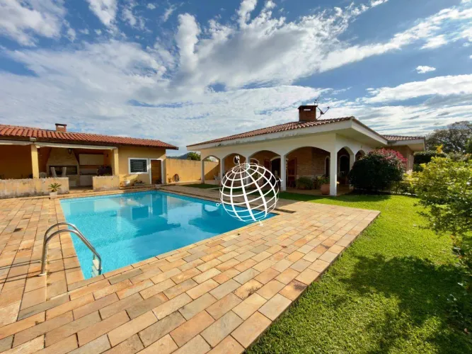 Casa com 4 dormitórios à venda, 352 m² por R$ 2.950.000,00 - Condomínio Flamboyant - Atiba