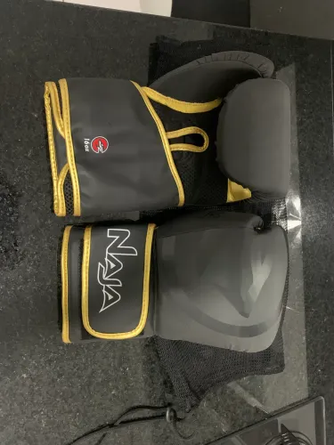Luva muay thai 16 oz