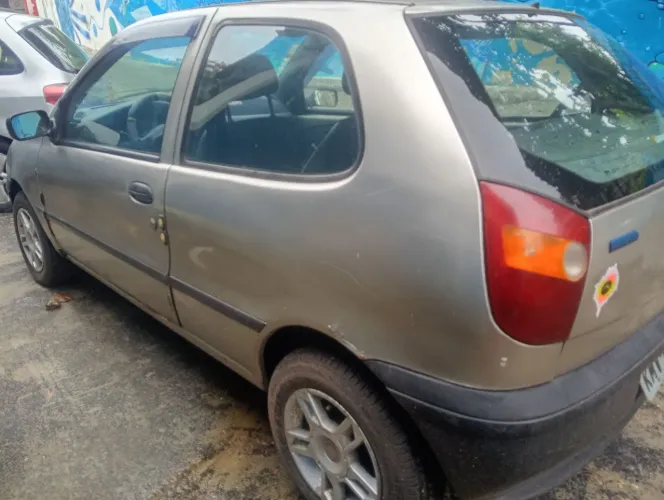 Fiat Palio Young 1.0 MPI 8V 2P (álcool) 2001