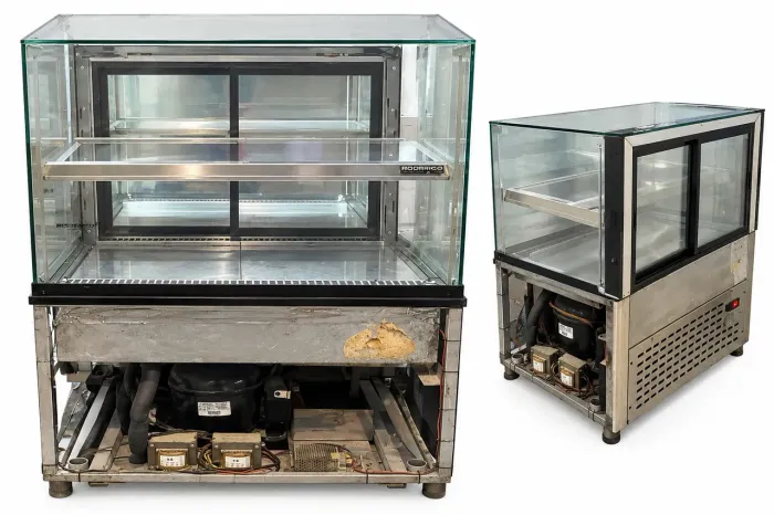 Vitrine Refrigerada Rodriaço para Doces e Sobremesas