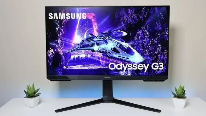 Monitor Gamer Samsung Odyssey G32 24" - 165Hz | 1ms | Ajuste de Altura | Freesync