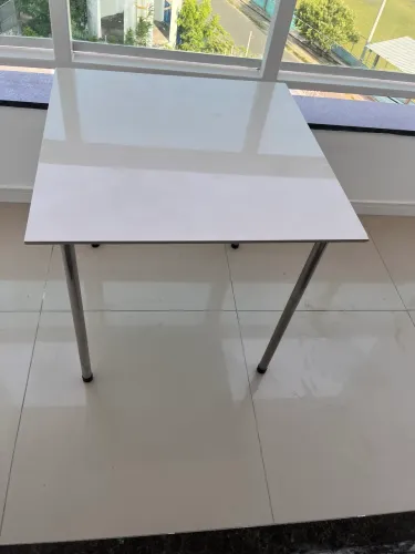 Mesinha para área pequena