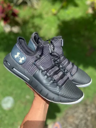 TÊNIS Under Armour HOVR Havoc Low.