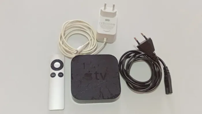 Apple TV 3ª Geração Full HD 1080p + Controle Remoto Original + Cabo de Energia