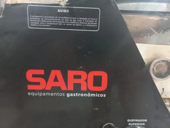 Forno de Esteira para Pizzas e Esfirras SARO à Gás