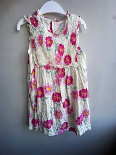 Vestido infantil Zara - Tamanho 4-5 anos