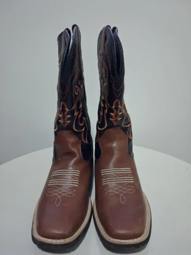 Bota Country