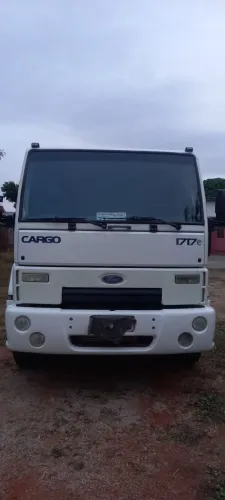 Caminhão toco