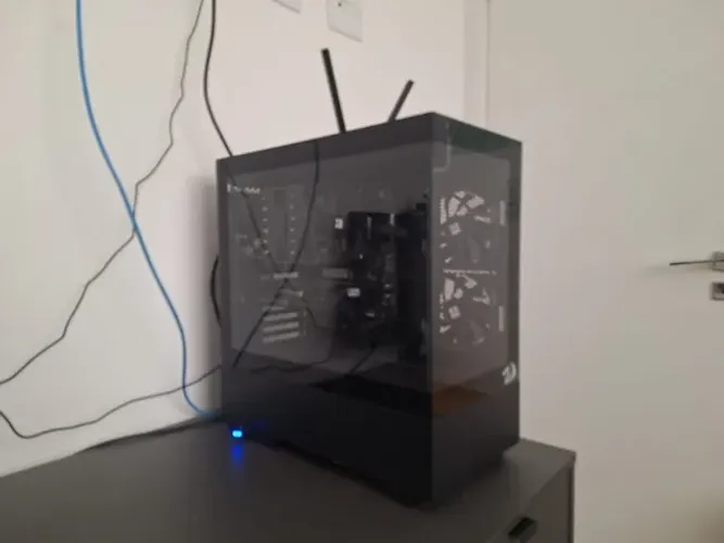 PC Gamer RTX 4060 + Ryzen 5 5600 + 16gb RAM DDR4 3200mhz Corsair + 1tb M.2 Kingston