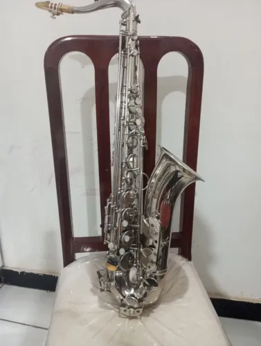 Sax tenor weril master ?