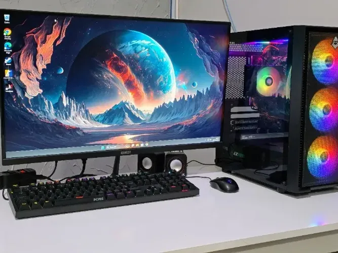 PC Ryzen 5 5600GT + Monitor 27" 100Hz