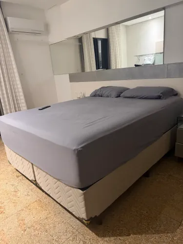 Vendo cama Box Queen