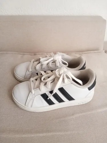 Tênis Adidas original infantil 