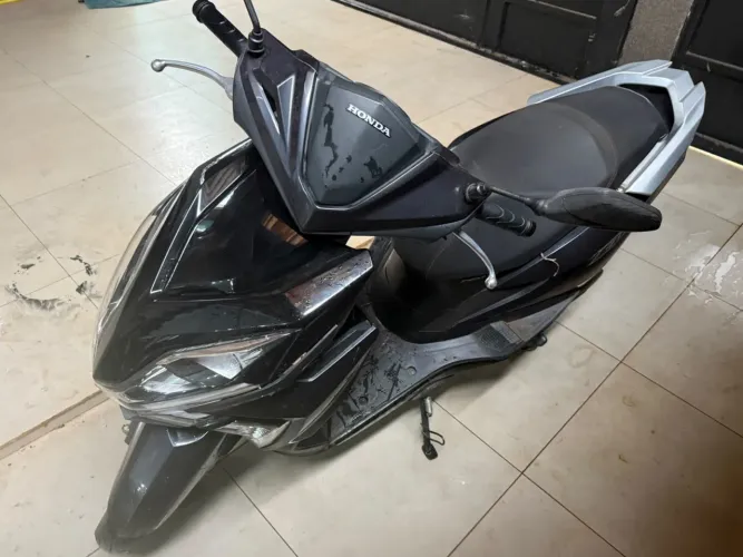 Honda elite particular baixa km