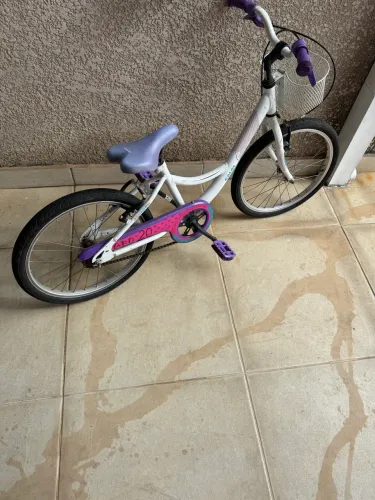 Bicicleta Caloi Ceci