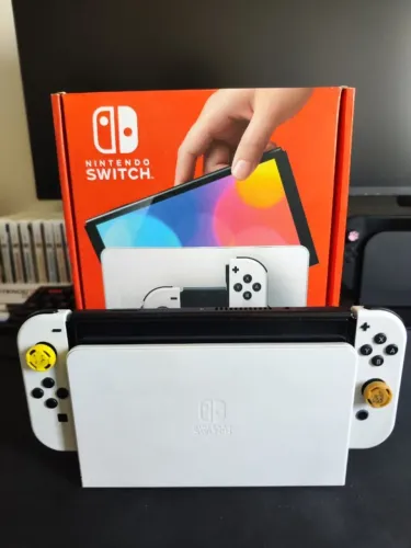 Switch Oled Bloqueado + Acessórios