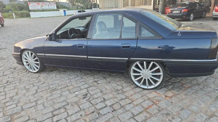 Chevrolet Omega GLS 2.2 / 2.0 (álcool) 1997