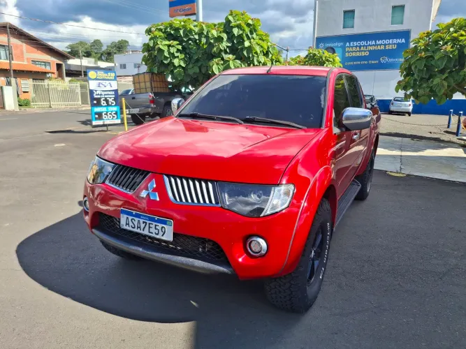Mitsubishi L200 Triton HPE 3.2 CD TB Int.diesel AUT 2010
