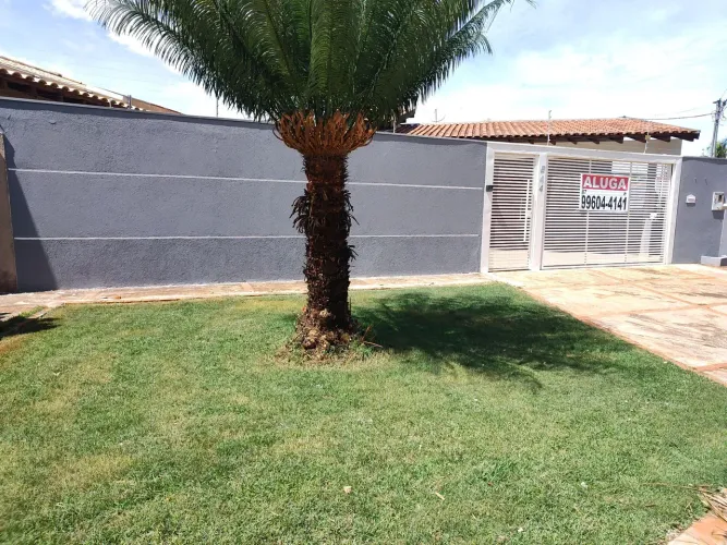 Casa grande e confortável, vila Palmira