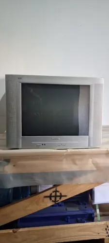 TV de tubo Philips 21" Plana