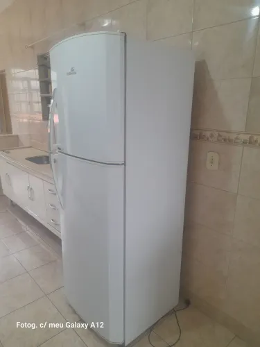 Geladeira continental grande 450 L 