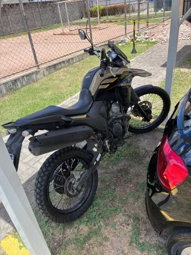 XTZ 250 Lander 2024