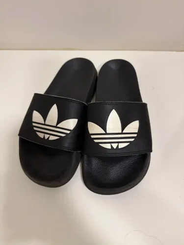 Chinelo adidas 