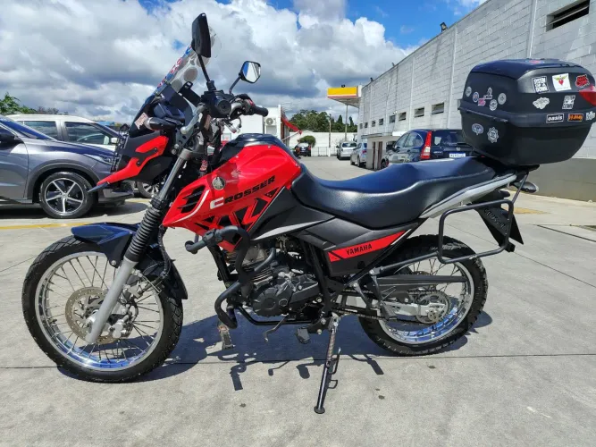 Crosser 2023