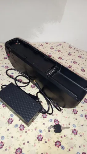 BATERIA DE BICICLETA ELÉTRICA 4 PINOS 48V 750W