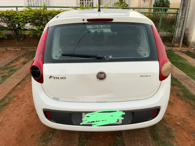 Fiat Palio Attractive 1.0 EVO Fire Flex 8V 5P 2015