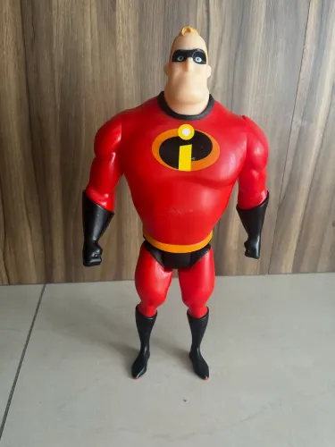 Boneco Sr. Incrível (Os incríveis)