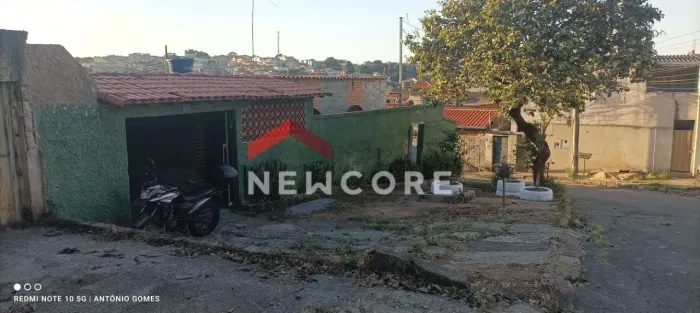 Casa em Rua Lúcio Flávio dos Santos - Minascaixa - Belo Horizonte/MG