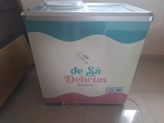Freezer expositor