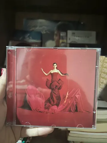 Selena Gomez - Revelacion cd *avaria no encaixe.