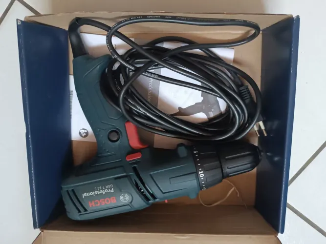 Furadeira parafusadeira Bosh 400w