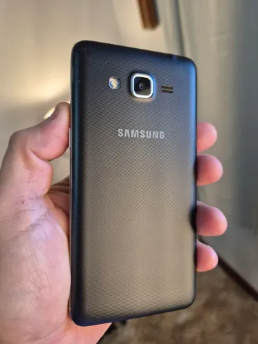 Samsung Galaxy J5 IMPECÁVEL (tela original, único dono) perfeito p/criança ou idoso